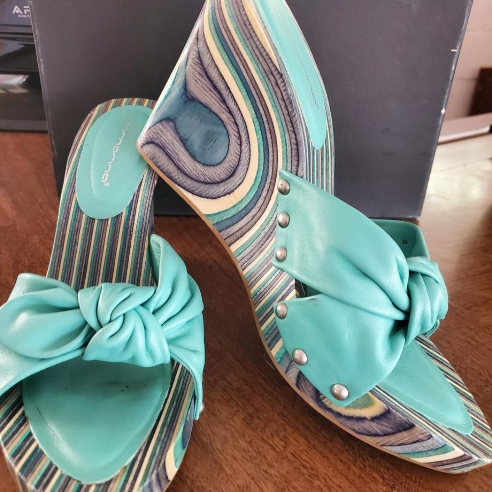 Fornarina Size 9 Wood Wedge Turquoise Heel